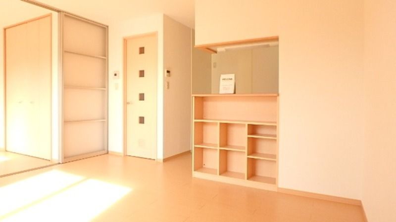 【居間・リビング】　図面と現状に相違がある場合には現状を優先