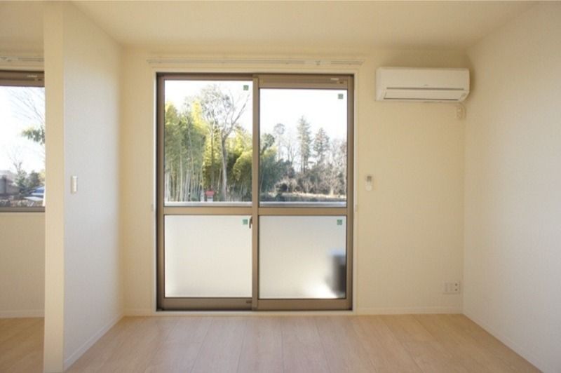 【居間・リビング】　図面と現状に相違がある場合には現状を優先