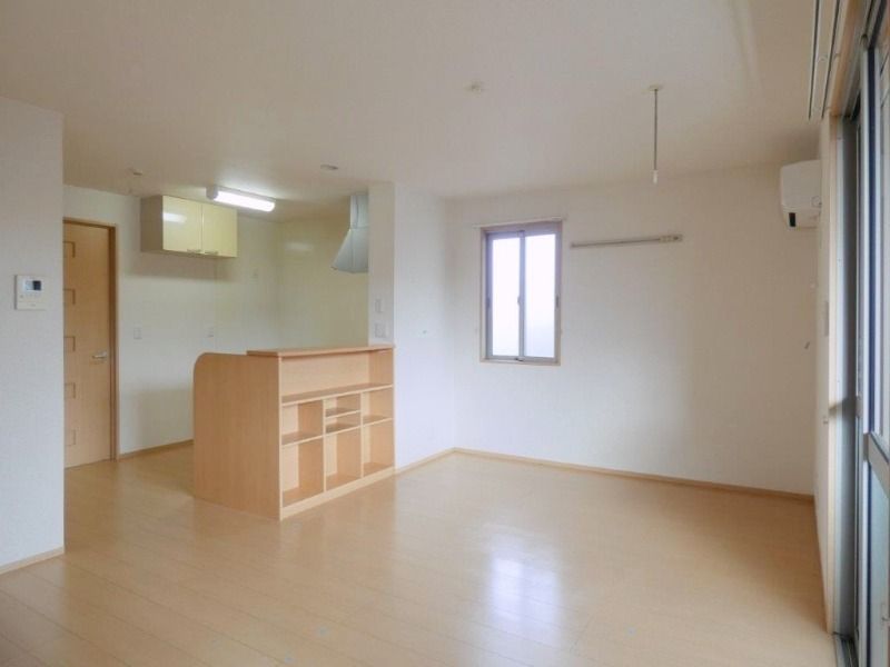 【居間・リビング】　図面と現状に相違がある場合には現状を優先