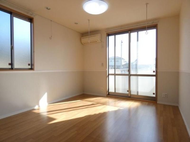 【居間・リビング】 図面と現状に相違がある場合には現状を優先