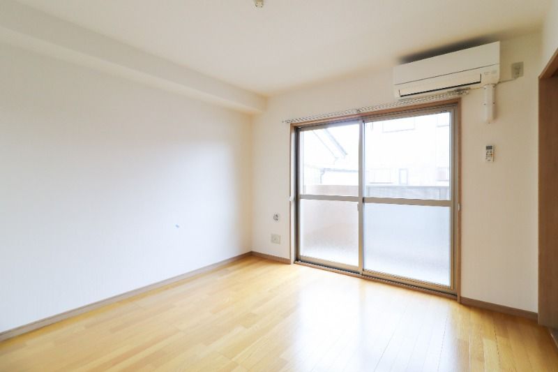 【居間・リビング】 図面と現状に相違がある場合には現状を優先