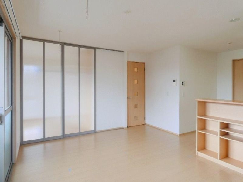 【居室・リビング】　図面と現状に相違がある場合には現状を優先